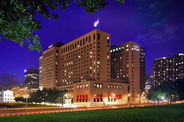 Hyatt at The Arch - Bride St. Louis Venue Profile, Exterior