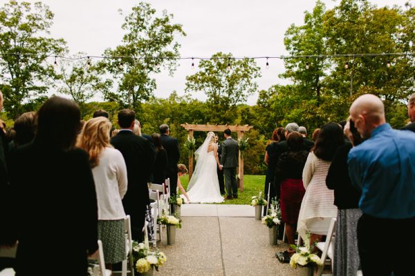 Silver Oaks Chateau, Front Extterior - BrideStLouis.com, Venue Profile Review